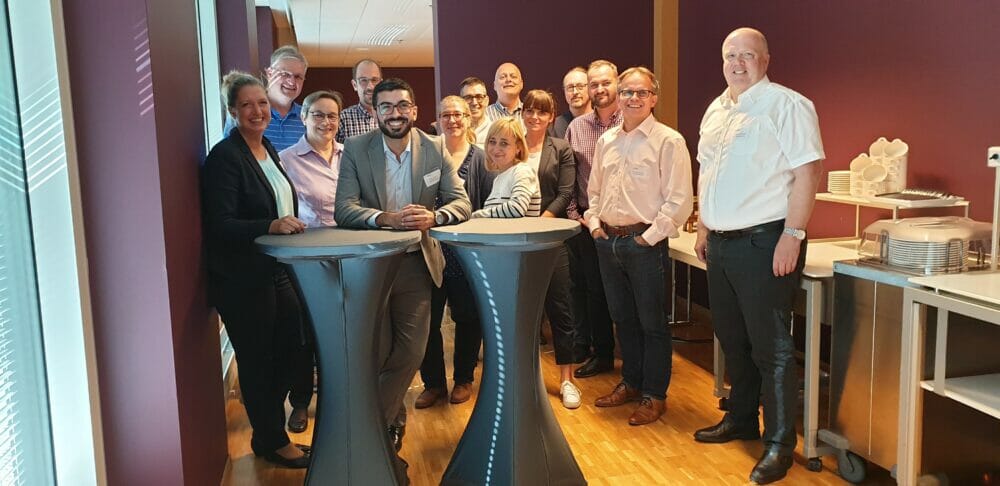 Zufriedene Teilnehmer anlösslich des 1. Veranstaltung des Zollseminars Reparaturen von FineSolutions