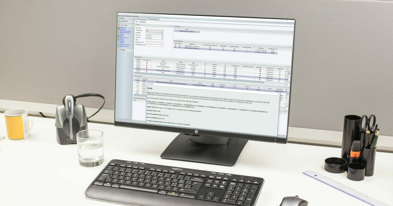 Computerbildschirm zeigt die Software S-Check im Einsatz